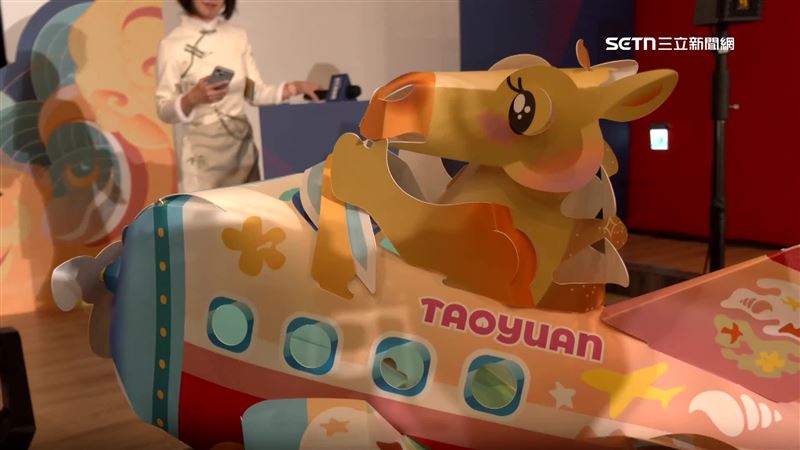 2026桃園燈會小提燈「馬上飛」亮相