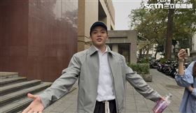 ▲孫生庭後受訪強調他不可能強迫別人，還拿《咒術回戰》比喻暗示對方「就像禪院家一樣，會被反噬」。（圖／記者楊佩琪攝）