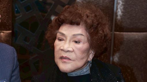 豆腐媽媽爆替身墜樓意外　周遊出面哭了