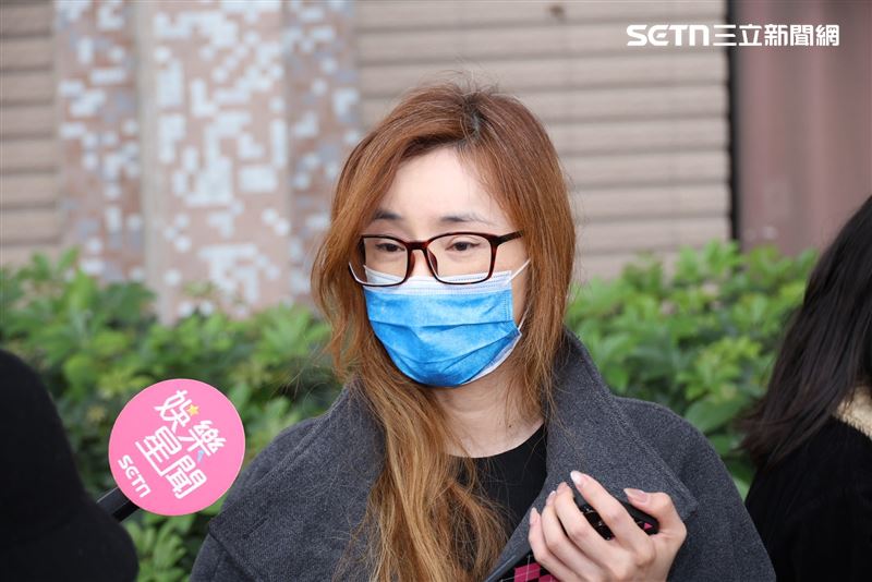 《豆腐媽媽》替身演員重摔，家屬出面召開記者會。（圖／記者鄭孟晃攝影）