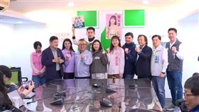 王世堅、莊瑞雄陪同英系台北市議員登記初選（圖／翻攝畫面）