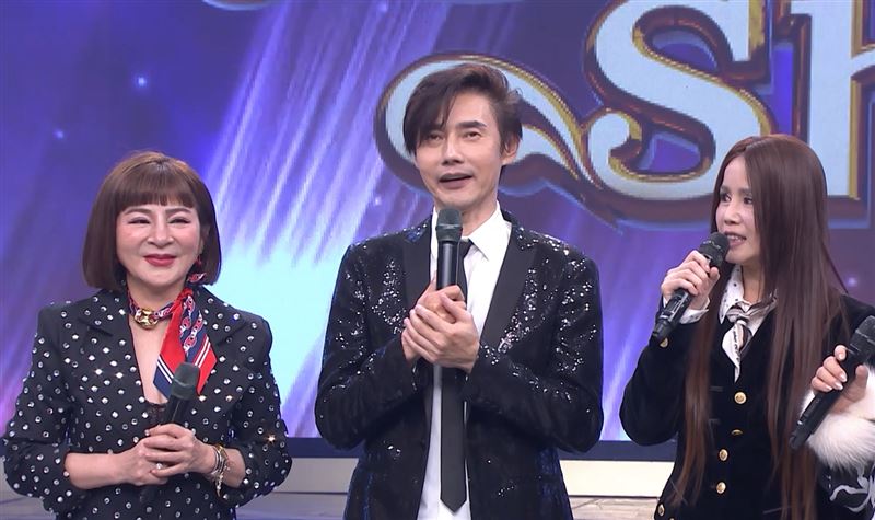 王彩樺（左起）、包偉銘與劉依純上節目。（圖／民視提供）