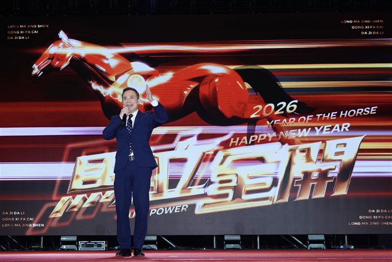 張榮華出席三立尾牙。(圖/記者鄭孟晃攝影)