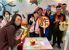 ▲台北地檢署於2026台北國際書展設攤，「閱讀識詐、知識防詐」，讓防詐深入生活。（圖／翻攝畫面）