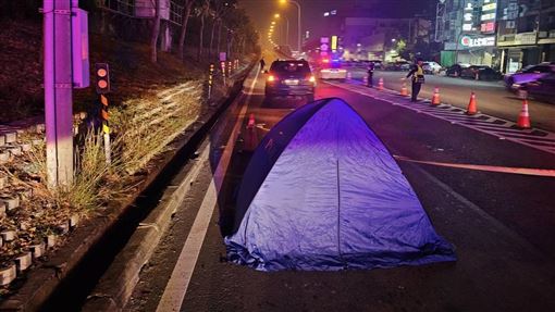 詭異倒地遭3車輾！高雄男魂斷匝道