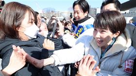 高市旋風讓日本年輕人對她抱有相當大的興趣與好感。（圖／翻攝自X平台 @takaichi_sanae）