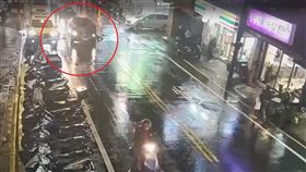 基隆,中正區,新豐街,車禍,行人穿越道。（圖／翻攝畫面）