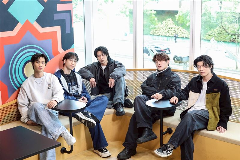 FEniX出道3年累積大量創作，難免留下未能釋出的遺珠之憾。（圖／記者鄭孟晃攝影）