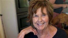 美國知名主播賈斯禮的母親南西高齡84歲，已失蹤長達一週。隨著她的藥恐怕吃完，各界憂心她危在旦夕。（圖／翻攝自X平台 @MCBN590573）