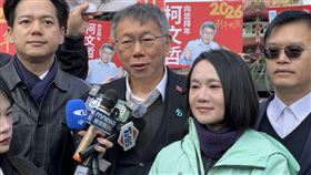 柯文哲：藍白合列大戰略　新竹縣長人選2黨協調台灣民眾黨創黨主席柯文哲（左2）8日針對媒體詢問新竹縣藍白合問題時說，2026年地方選舉，藍白合作是大戰略，黨對黨的談判，由2黨主席對接，細節由中央黨部決定。中央社記者魯鋼駿攝 115年2月8日