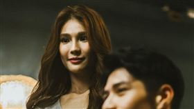 琳妲（左）跨界出演，右為吳岳擎。（圖／原來娛樂提供）