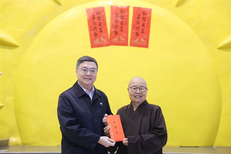 行政院長卓榮泰今（8）日前往「財團法人宜蘭縣私立佛教幸夫社會福利慈善事業基金會附設幸夫愛兒園」關懷院童生活。（圖／行政院提供）