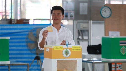 泰改革派遭打壓　支持度卻第一？美媒解析