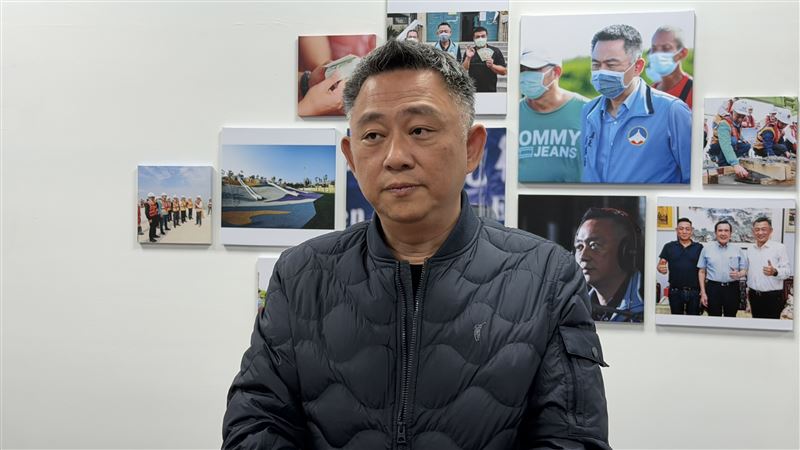 前金門縣長楊鎮浯成立服務處，為年底縣長選舉投入震撼彈。（圖／楊鎮浯服務處提供）