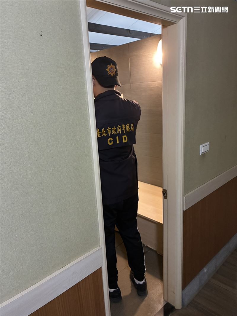 北市郭女在北投湯屋泡湯猝死，李男目睹女友身亡後心臟病發送醫不治。（圖／翻攝畫面）