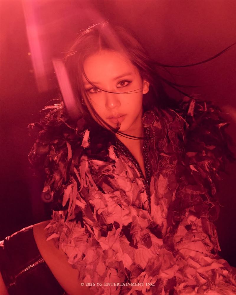 BLACKPINK回歸倒數，正式公開第三張迷你專輯《DEADLINE》首波視覺海報。（圖／翻攝自IG @blackpinkofficial）