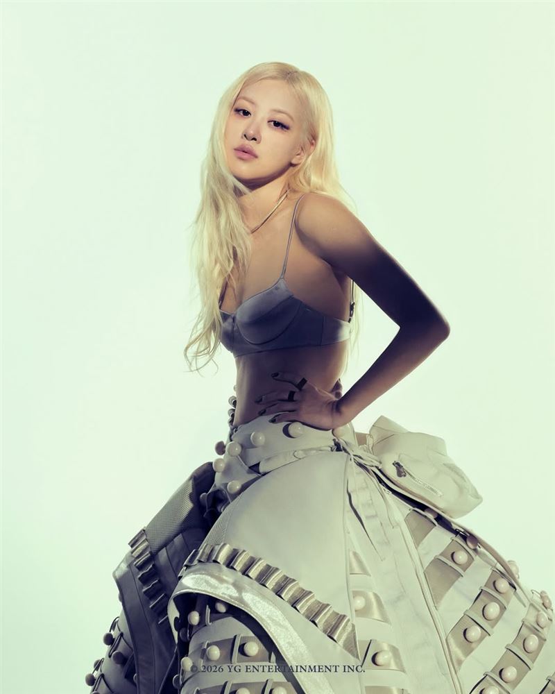 BLACKPINK回歸倒數，正式公開第三張迷你專輯《DEADLINE》首波視覺海報。（圖／翻攝自IG @blackpinkofficial）