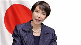 高市早苗首相帶領自民黨抵禦了北京帶起的「紅色逆風」席捲各大選區，創下史詩級的勝利！（圖／翻攝自高市早苗IG、AI製圖）