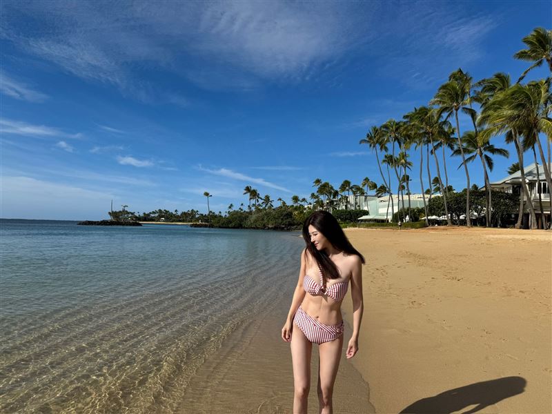 穆熙妍身材依舊纖細、火辣。（圖／穆熙妍提供）