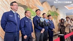 交通部12月10日舉行新春記者會，交通部長陳世凱分享今年計畫與去年成果。（圖／記者李育道攝影）