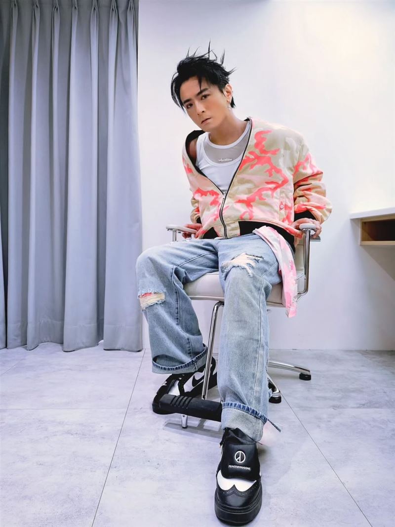 男團ENERGY成員TORO在回歸後頻頻曝光。（圖／翻攝自IG @torocompany1002）