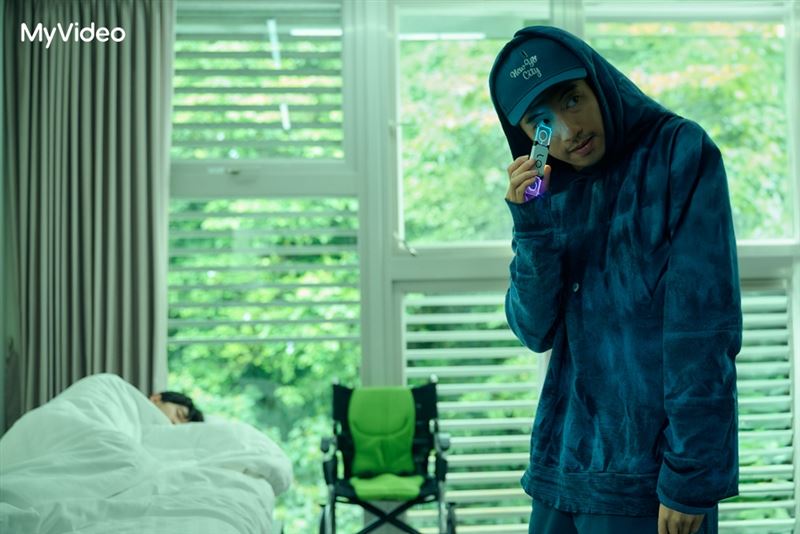 傅孟柏「變臉下載記憶」引發人性拉扯。（圖／台灣大哥大MyVideo提供）