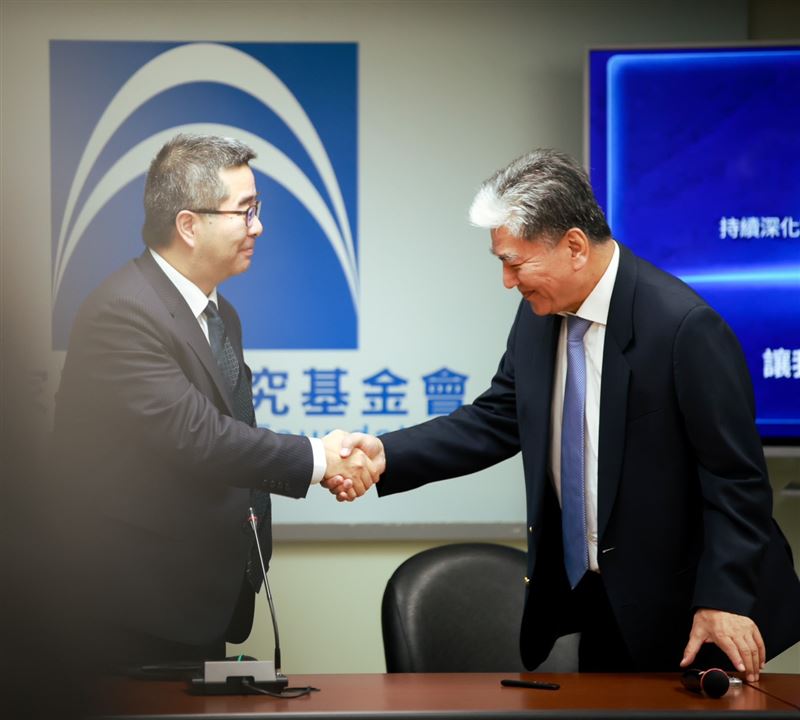 蕭旭岑預告，如果2028能夠執政，「我們跟大陸的交流跟往來會更直接跟暢通」（圖／國民黨提供）