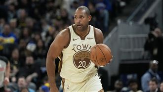 39歲老將倒地前傳致勝助攻　勇士1分逆轉