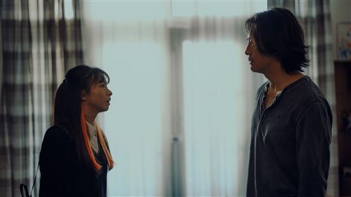 鄭伊健父女撕破臉　衝突導火線曝光