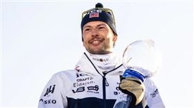 挪威冬季兩項選手萊格雷德在冬奧贏得銅牌，突然在賽後訪問時崩潰，坦承自己背叛女友（圖／取自Sturla Holm Laegreid官網）