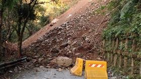 宜蘭,福山植物園,聯外道路,土石崩塌,休園。（圖／翻攝畫面）　