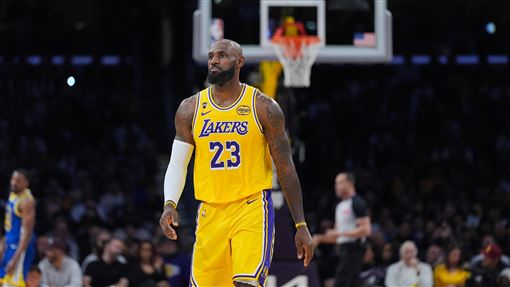 詹姆斯因腳傷缺陣　確定無緣連22年明星賽