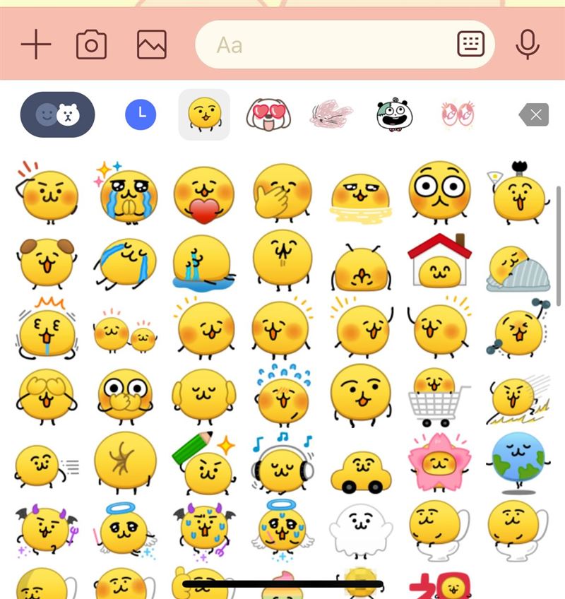 LINE超人氣表情貼「表情貼的小傢伙」。（圖／翻攝自LINE STORE）