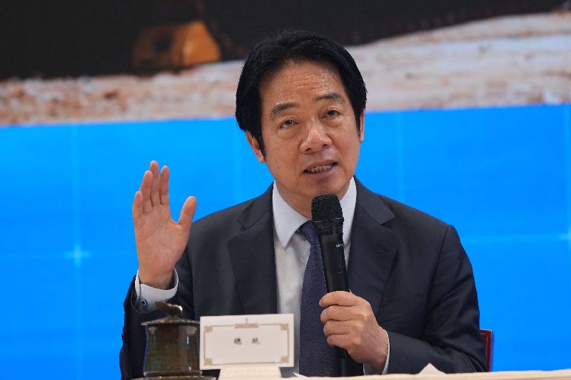 賴清德日前在總統府記者會表示，國防特別條例遲未通過，除了可能讓台灣跌出優先名單、延宕關鍵武器裝備的交付，更會讓國際社會質疑台灣守護自己國家的決心