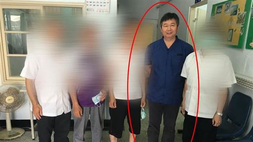 新／突搜索…他「涉貪喝花酒」官帽落地！