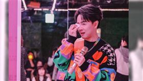 死忠粉絲感性告白，讓陳孟賢忍不住情緒潰堤。（圖／全球巨星有限公司提供）