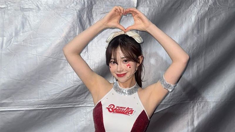 金娜妍官宣合作本土男神　中選成為女主角