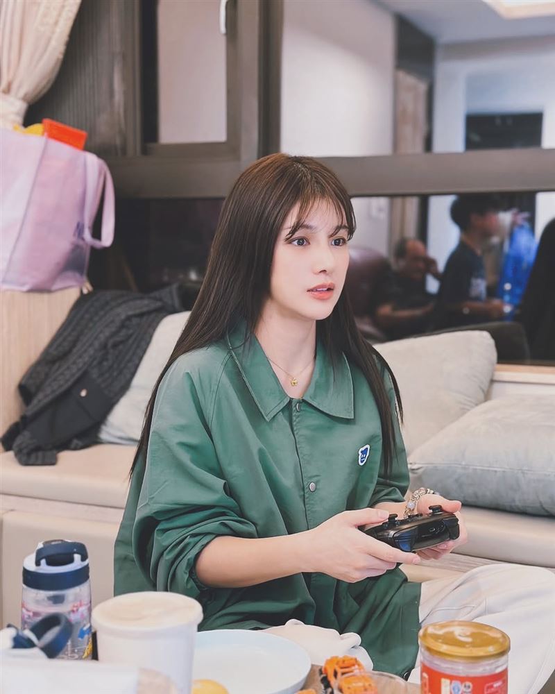 林岱縈過年時遊戲機也是腦內放鬆時刻。（圖／翻攝自IG @daiying0）