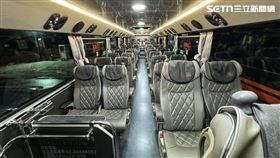 在車輛結構上，已完成「無行李架」、「椅上電視」改造車輛共有22部。（圖／雄獅旅遊提供） 