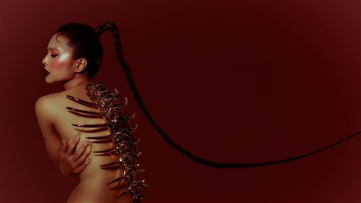 年度十大專輯名單出爐！蔡依林又唱又製作