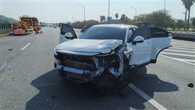休旅車,緩撞車,車道,國道3,名間,追撞（圖／翻攝畫面）