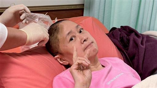 王月開腦頭蓋骨消失！好友證實已不在台北