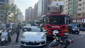 車禍事故現場情形。（圖／翻攝畫面）