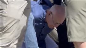 柯克之死　77歲翁遠在他國「卻被報導成凶手」慘遭網暴（圖／翻攝自X）