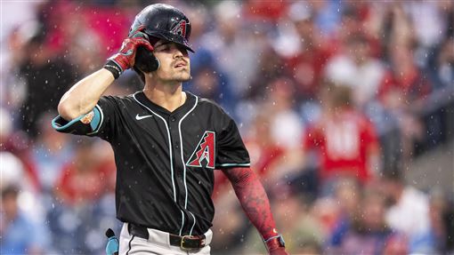 全新WBC美國隊手套用不到　卡洛爾喊失望