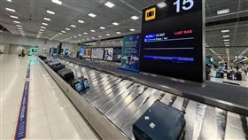 有民眾出國旅遊，因為攜帶藥物在海關被攔下檢查。（示意圖／記者簡浩正攝影）