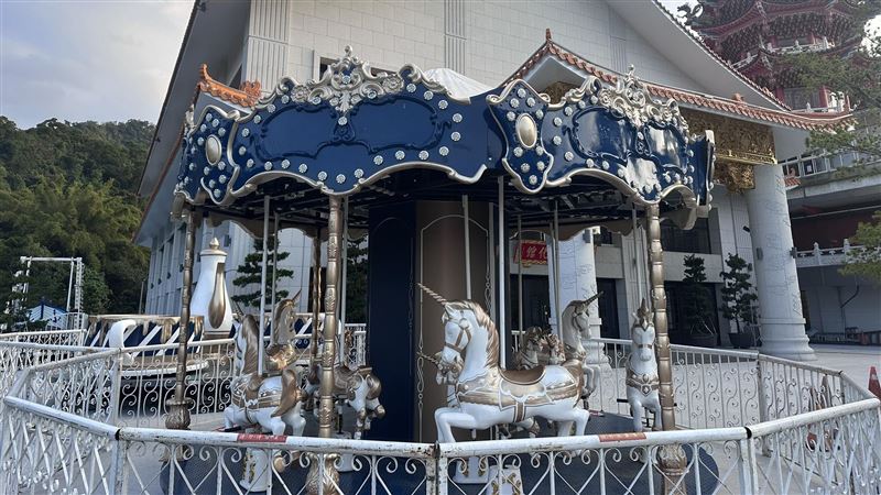 宮廟變身夢幻樂園！「母娘遊樂園」登場