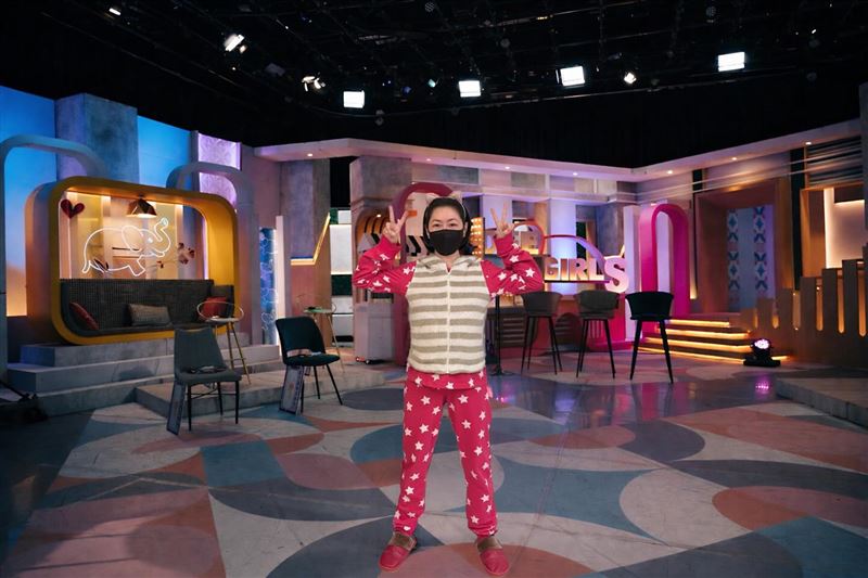 小S日前進棚錄製《小姐不熙娣》。（圖／翻攝自小S IG）