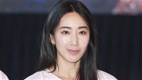 舞台劇《暗戀桃花源》記者會，左起樊光耀」李劭婕、吳中天、隋棠、賴聲川、林依晨、張靜之、張本渝、梁正群。（圖／記者鄭孟晃攝影）