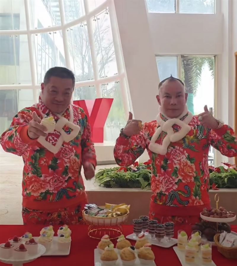 「吊車大王」胡漢龑曝光新春第一炮。（圖／翻攝自《啟德機械起重工程-股公司》臉書）